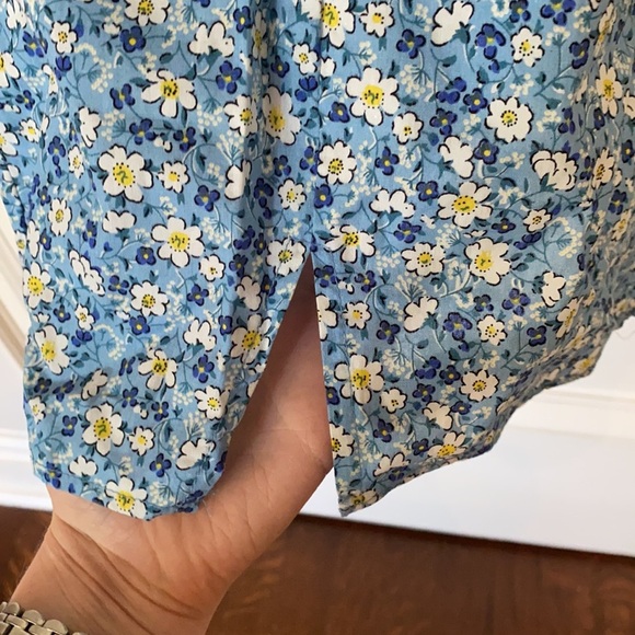 NWT Bohemian Ditsy Print Cinched Mini Sundress - Picture 3 of 10